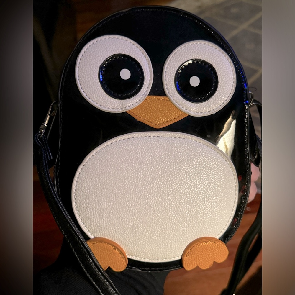 Sleepyvillle Critters- Polar Penguin Crossbody Bag